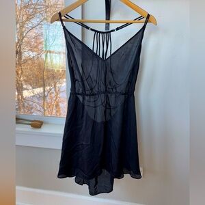 Victoria’s Secret Black Gold Bead Sheer Strappy Low Back Chemise Size Large
